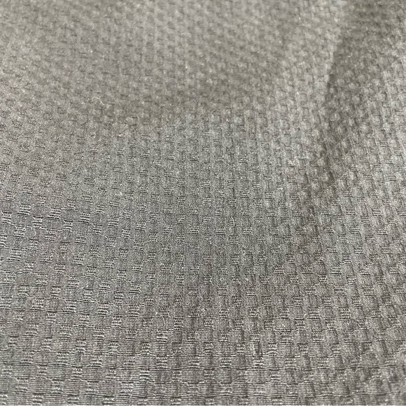 Izod Black Cotton Blend Textured Spring Cropped Pants - Picture 6 of 7